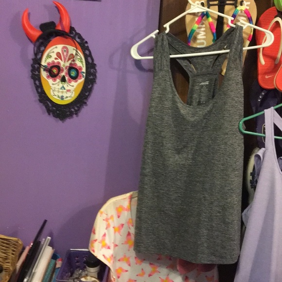 Sweaters - Picture 8 of 8